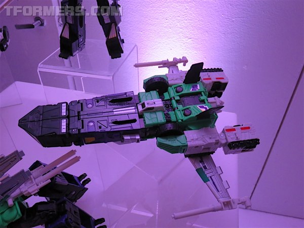 NYCC 2016   First Look At Sixshot, Broadside, Sky Shadow, Perceptor, And More Transformers  (50 of 137)
